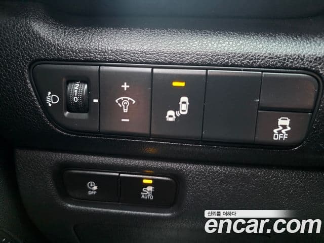 Kia Niro Plus Light (таксомоторный тип), 2023 13