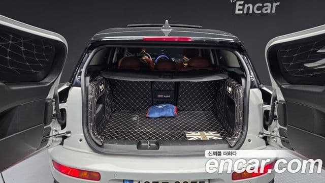 Mini Cooper D 클럽맨 2세대, 2022 20