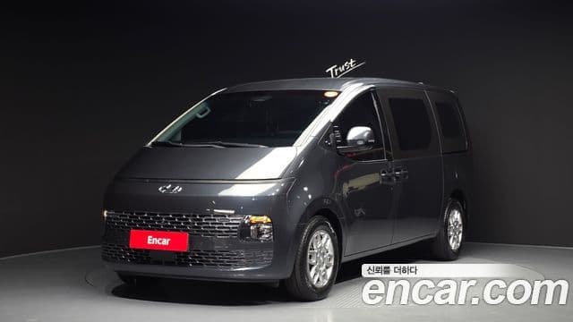 Hyundai Staria Modern, 2022 1
