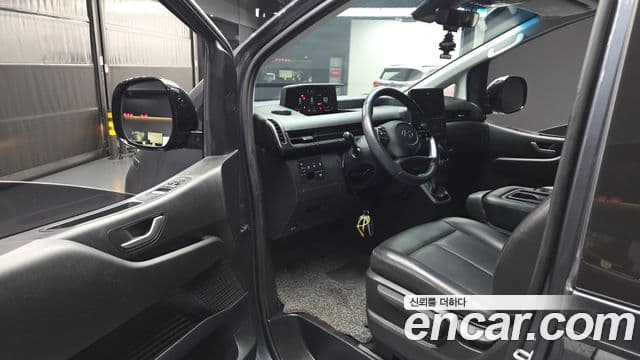 Hyundai Staria Modern, 2022 10