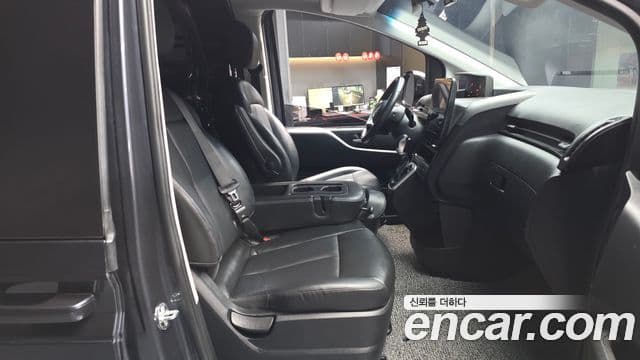 Hyundai Staria Modern, 2022 11