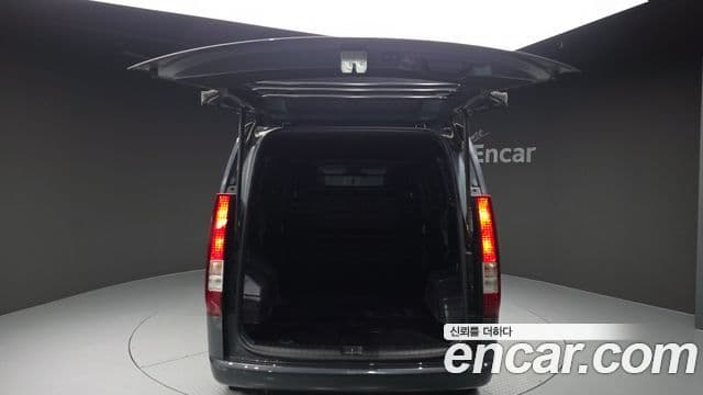 Hyundai Staria Modern, 2022 20