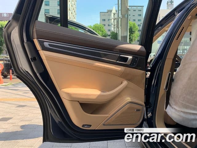 Porsche Panamera (971) 2.9 AWD Platinum Edition, 2023 4