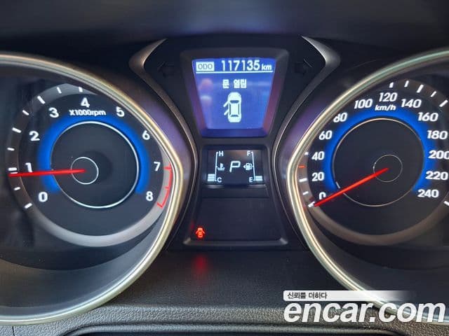 Hyundai Avante MD Premier, 2012 8