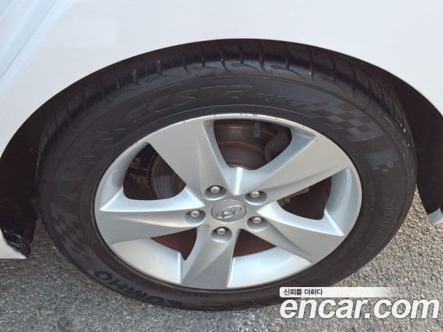 Hyundai Avante MD Premier, 2012 17