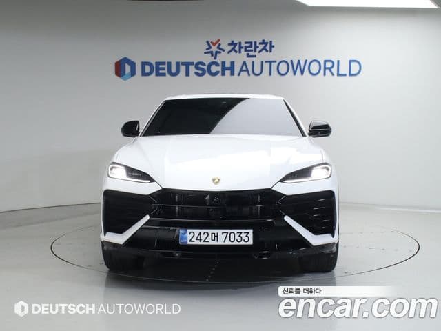 Lamborghini Urus 4.0 V8 SE, 2025 3