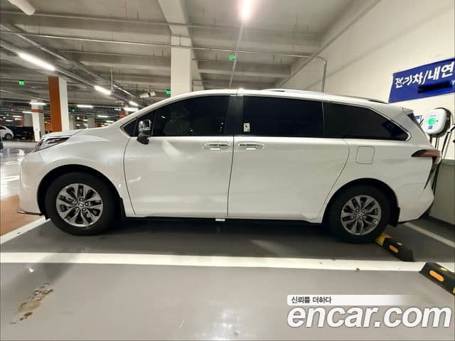Toyota Sienna 4세대, 2024 2