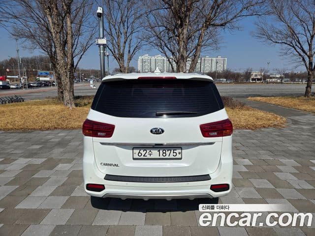 Kia The / новый New Carnival Special, 2019 3