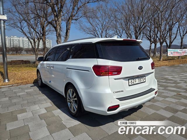 Kia The / новый New Carnival Special, 2019 4