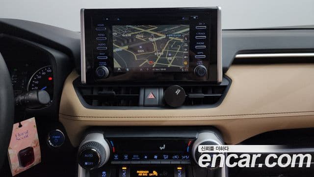 Toyota RAV4 5세대, 2022 16