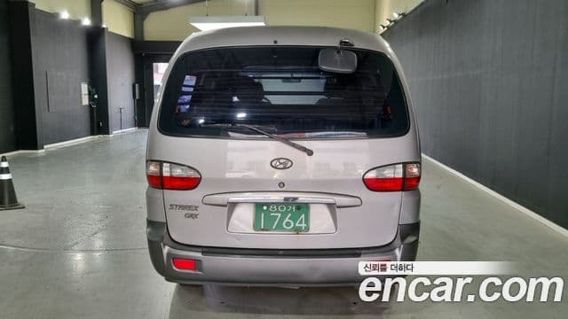 Hyundai Starex 점보 GRX, 2004 4