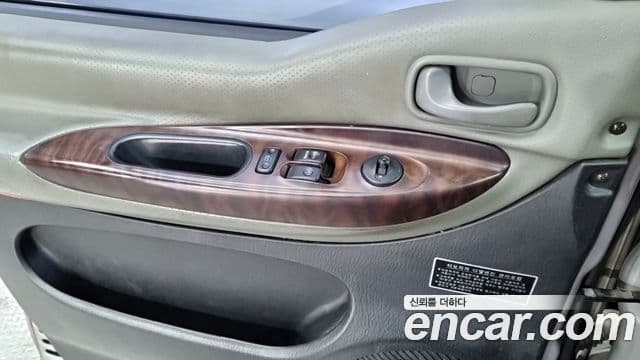 Hyundai Starex 점보 GRX, 2004 15