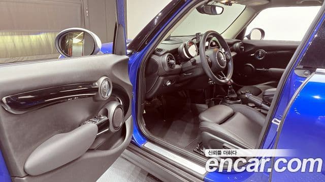 Mini Cooper 3세대, 2019 11