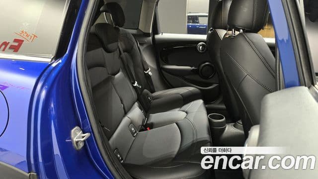 Mini Cooper 3세대, 2019 12