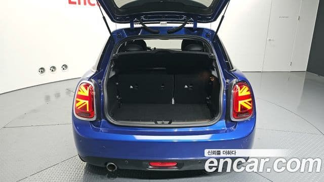 Mini Cooper 3세대, 2019 20