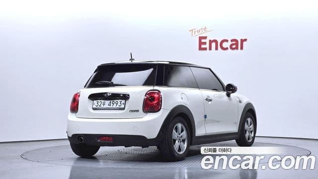 Mini Cooper 3세대, 2016 2