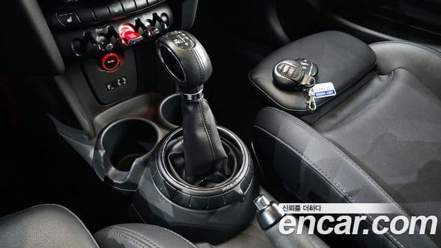 Mini Cooper 3세대, 2016 9
