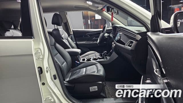 KG모빌리티(SsangYong) Beautiful Korando Plus, 2022 10