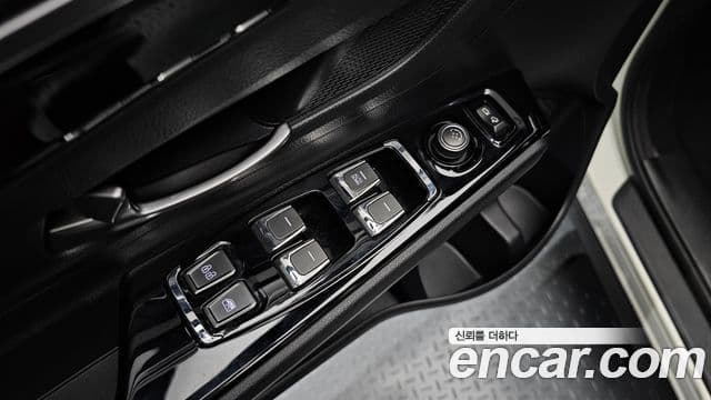 KG모빌리티(SsangYong) Beautiful Korando Plus, 2022 16