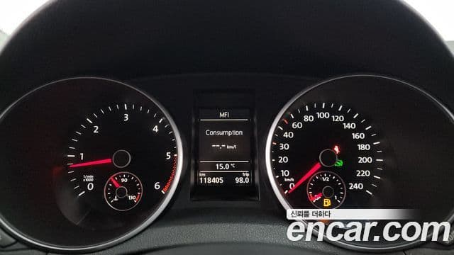 Volkswagen Гольф 6세대 1.6 TDI BlueMotion, 2012 8