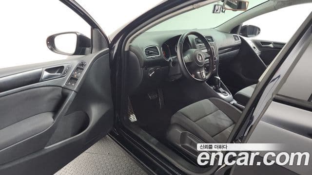 Volkswagen Гольф 6세대 1.6 TDI BlueMotion, 2012 10