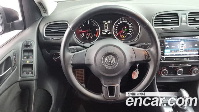 Volkswagen Гольф 6세대 1.6 TDI BlueMotion, 2012 13