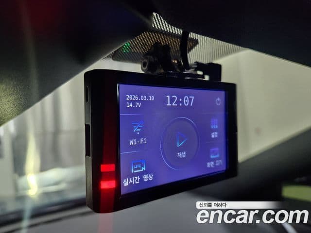 Ferrari 로마, 2022 14