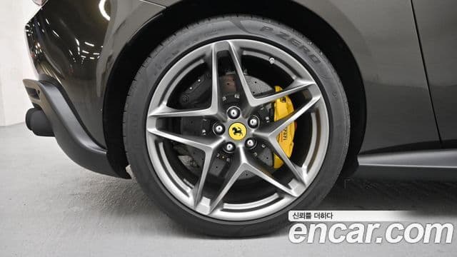 Ferrari 로마 3.9 Spyder, 2024 все фото