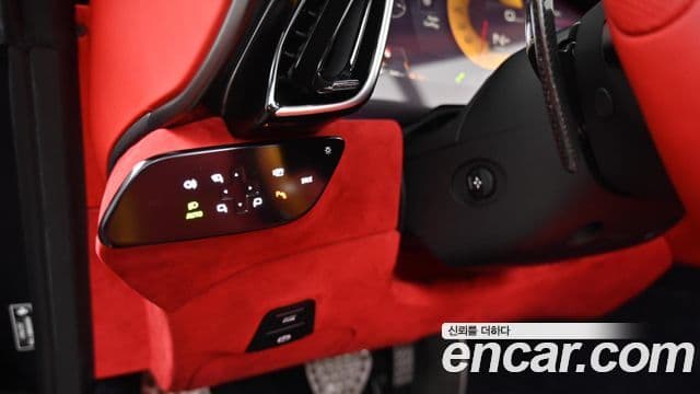 Ferrari 로마 3.9 Spyder, 2024 9