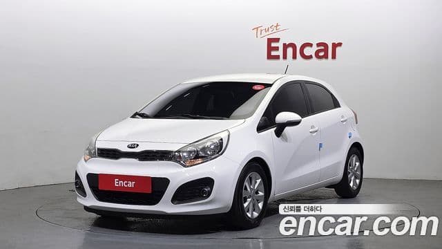 Kia All New Pride Luxury, 2014 1