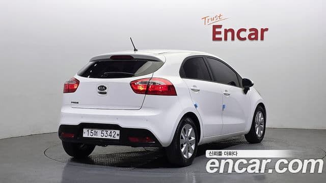 Kia All New Pride Luxury, 2014 2