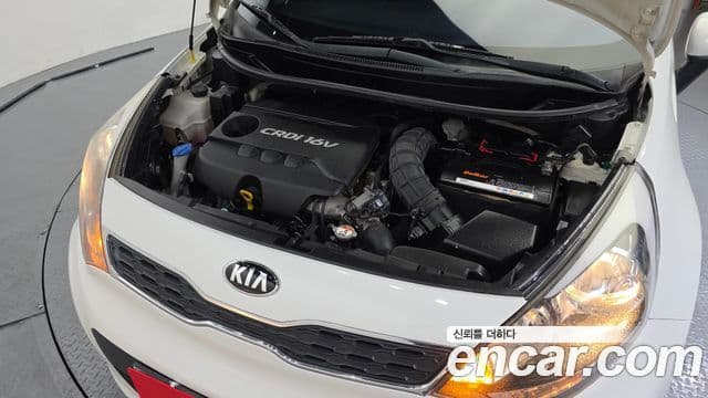 Kia All New Pride Luxury, 2014 6