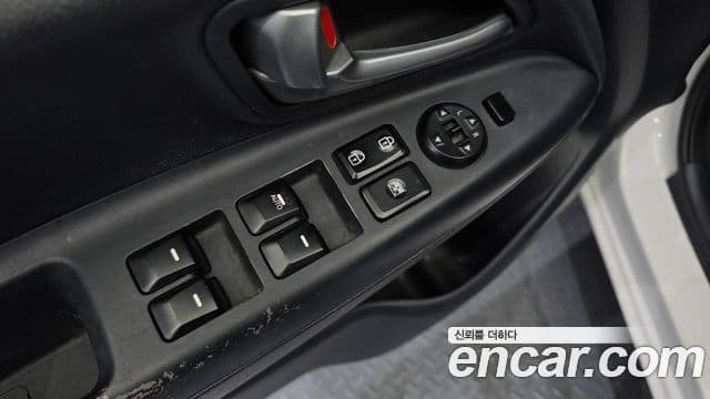 Kia All New Pride Luxury, 2014 13