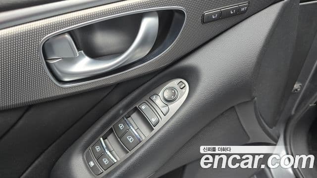 Infiniti Q50 Premium, 2015 17