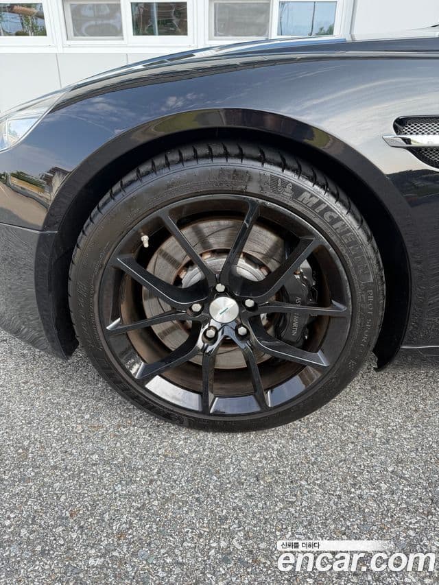 Aston Martin 라피드 1세대, 2015 все фото