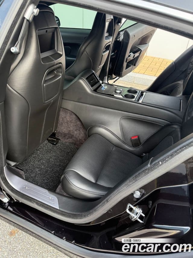 Aston Martin 라피드 1세대, 2015 10