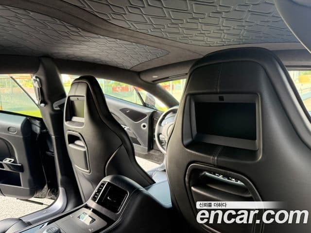 Aston Martin 라피드 1세대, 2015 12