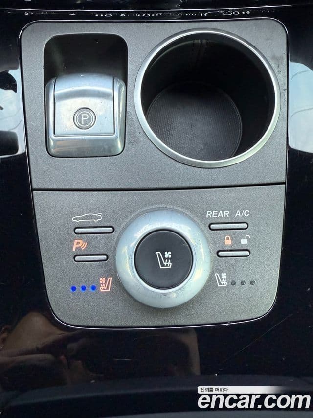 Aston Martin 라피드 1세대, 2015 15