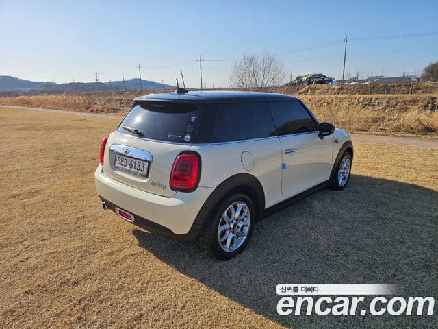 Mini Cooper D 3세대, 2017 7