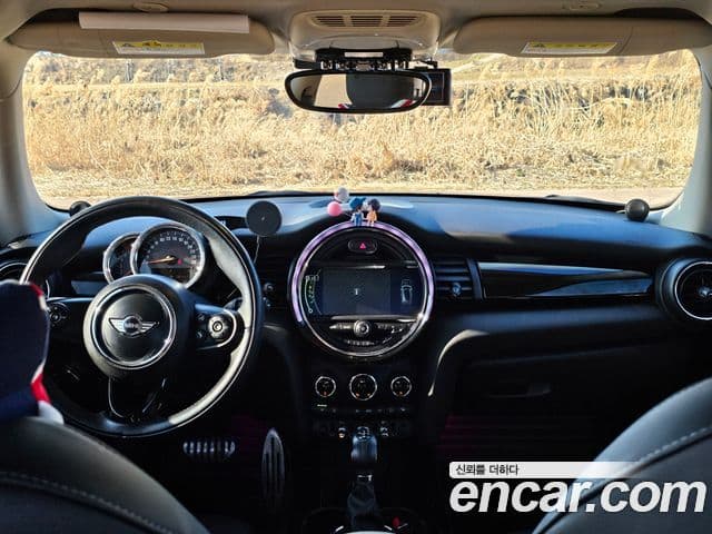 Mini Cooper D 3세대, 2017 12