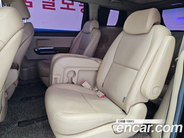 Kia All New Carnival Prestige, 2018 12