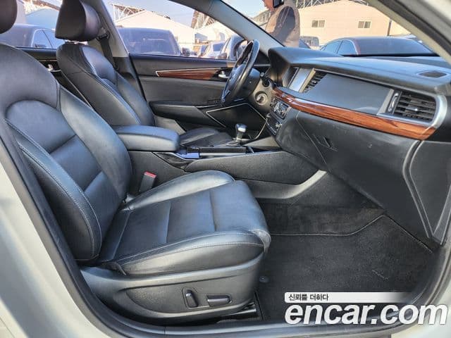 Kia All New K7 Deluxe, 2017 17