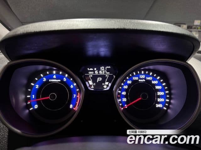 Hyundai Avante MD Luxury, 2012 9