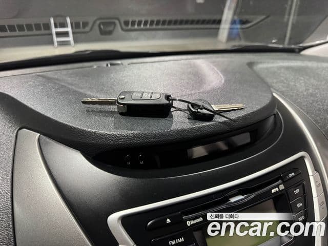 Hyundai Avante MD Luxury, 2012 11