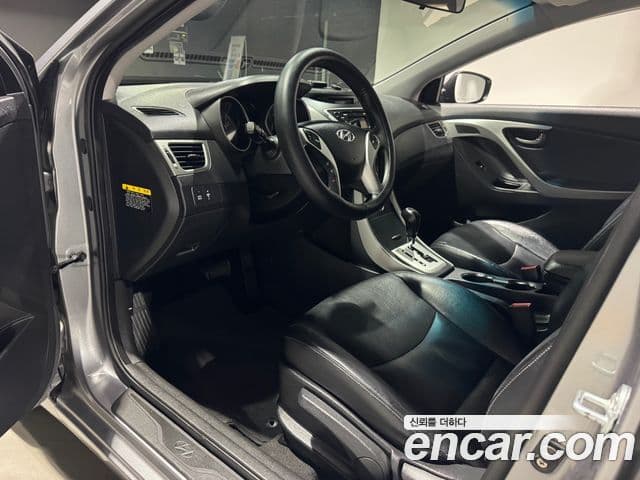 Hyundai Avante MD Luxury, 2012 12