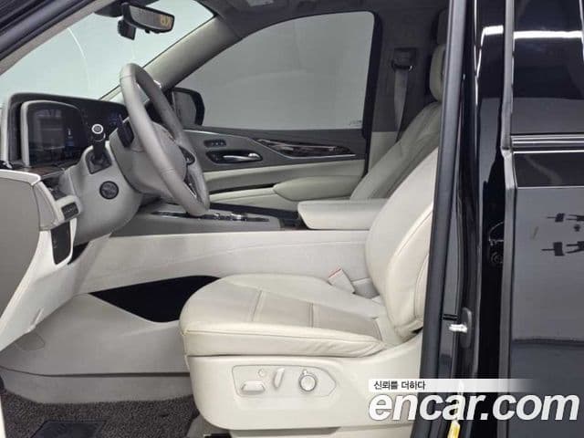 Cadillac Escalade 5세대 Sport Platinum, 2023 6