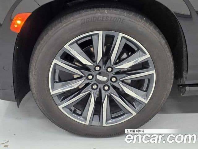 Cadillac Escalade 5세대 Sport Platinum, 2023 10