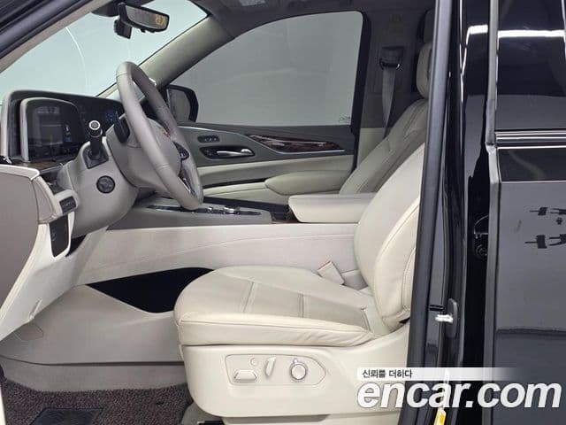 Cadillac Escalade 5세대 Sport Platinum, 2023 15