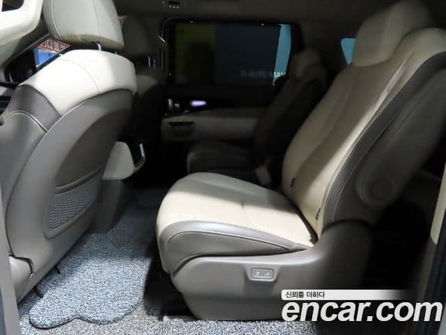 Kia Carnival 4세대 Signature, 2022 13