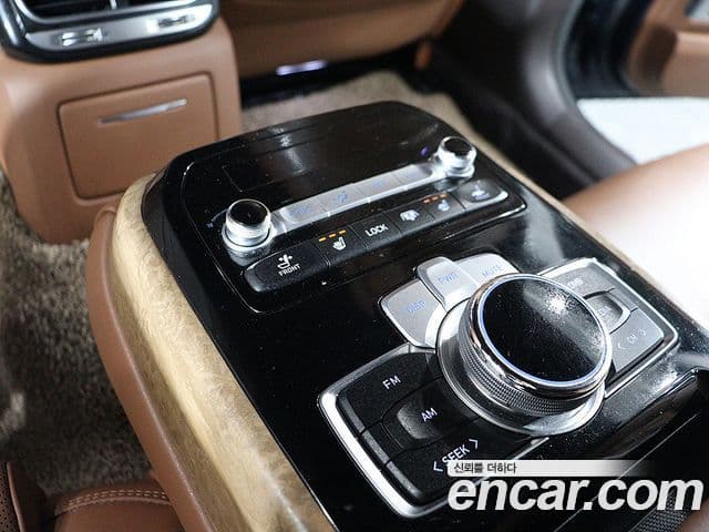 Genesis G90 Premium Luxury, 2021 16